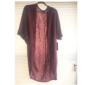 Burgundy Shirt Sleeve Caridgan ✨